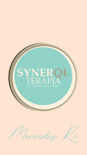 Mentora espiritual trabajando con energía de alta frecuencia